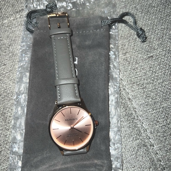 Monroe Watch - Picture 2 of 3